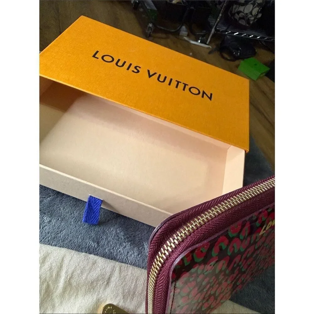 Louis Vuitton Rouge Stephen Sprouse Leopard Print Vernis Zip-Around Wallet